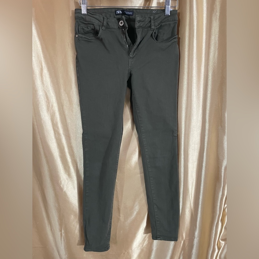 ZARA Skinny Jeans